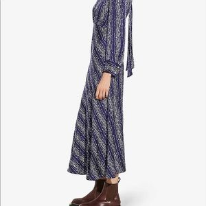 Beautiful Sandro Paris dress size 8. Never worn with tags.